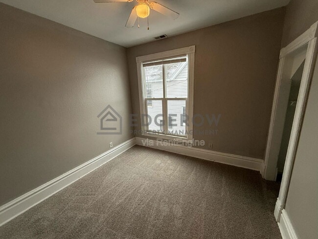 Building Photo - 725 Prospect Ave SE