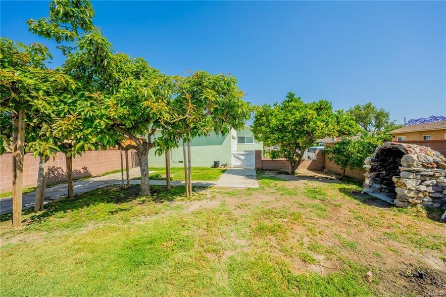 Building Photo - 18305 Ibex Ave