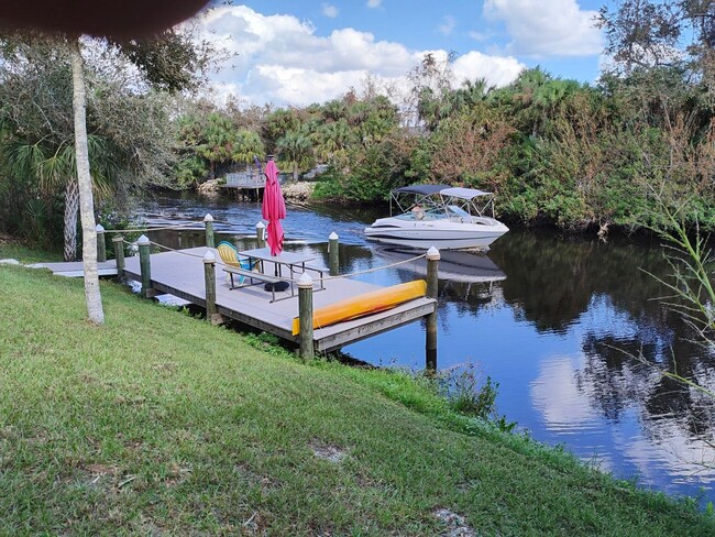 Building Photo - Beautiful Waterfront Property