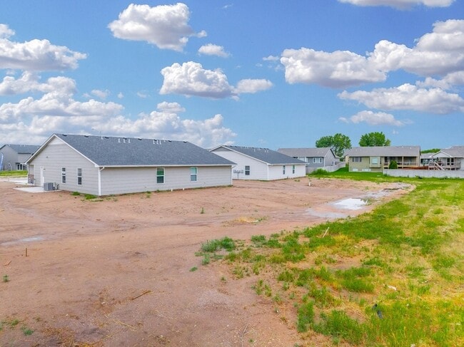 Building Photo - 2432 S Wheatland St