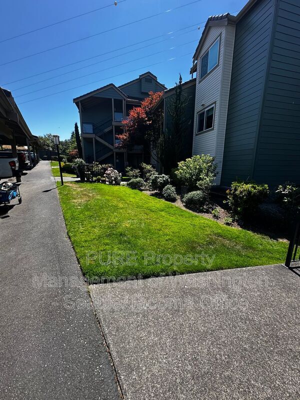 Building Photo - 3008 N Narrows Dr