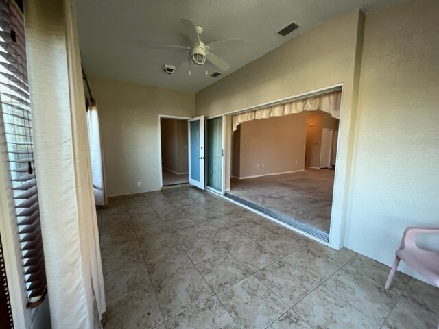 Building Photo - 645 W Sunbird Path