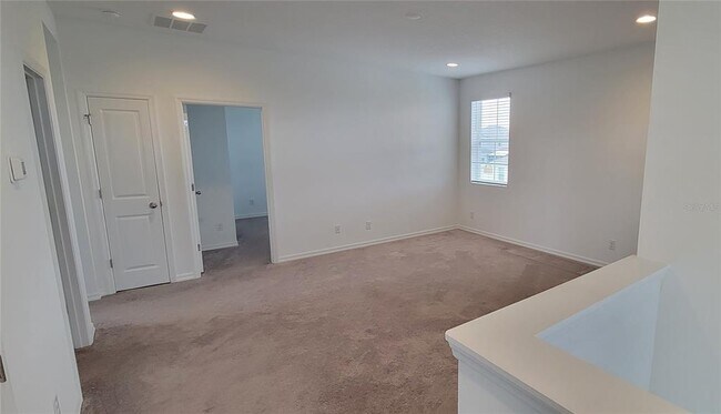 Building Photo - 2127 Brillante Dr
