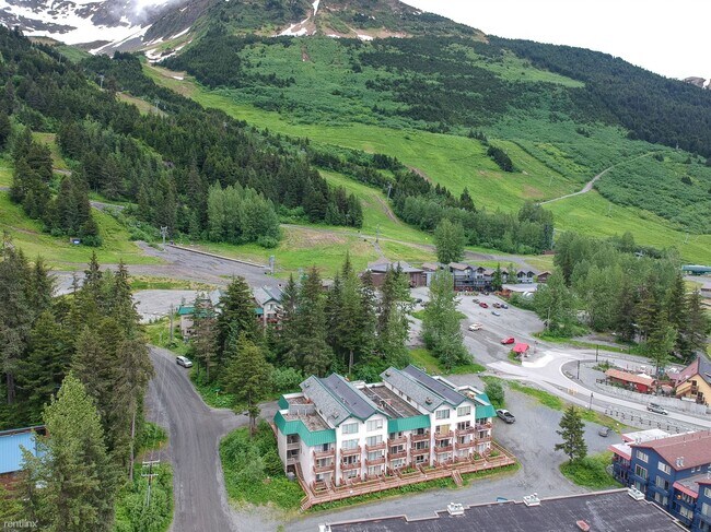 Primary Photo - 1 br, 1 bath Condo - Alyeska West Condo Gi...