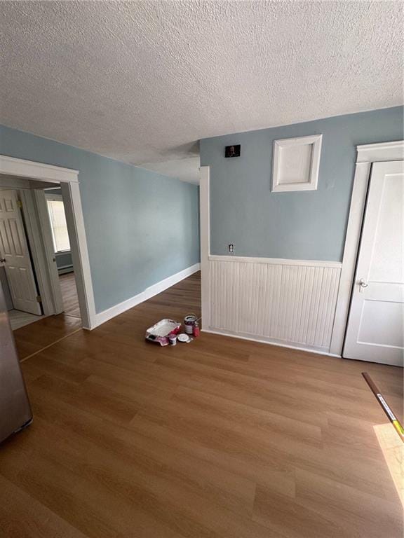 Building Photo - 694 Killingly St