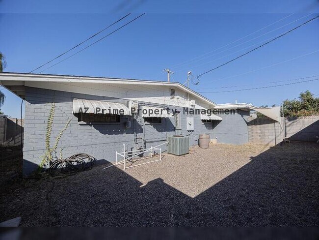 Building Photo - 3137 N 4th Ave