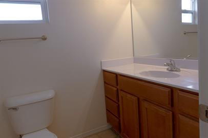 Building Photo - 3-Bed 2.5 Baths  in Northeast El Paso.