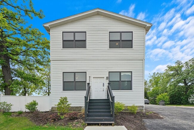 Primary Photo - 9771 W 143rd St