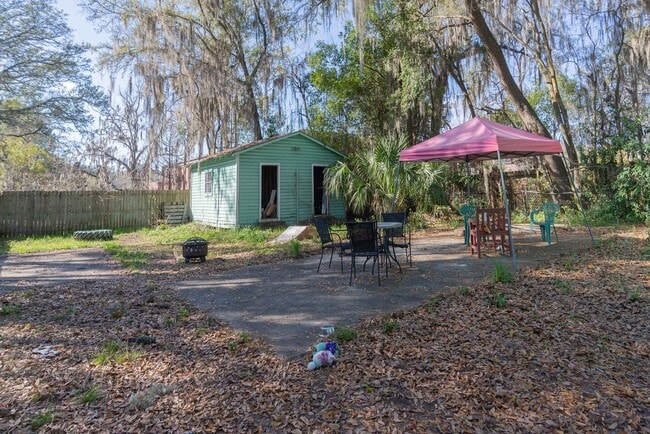 Building Photo - Beautiful House Near Downtown!!!