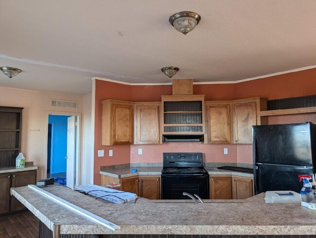 Building Photo - 818 FM713