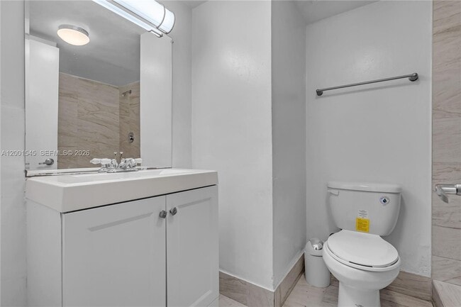 Building Photo - 9143 SW 77th Ave