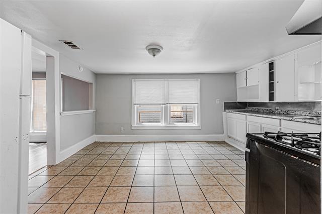 Building Photo - 3213 Obenchain St