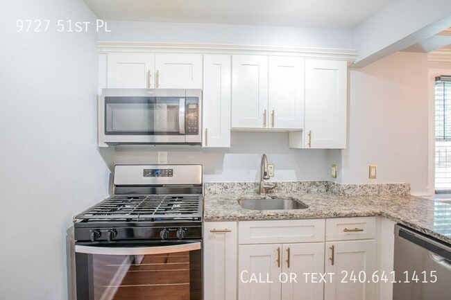 Building Photo - 9727 51st Pl