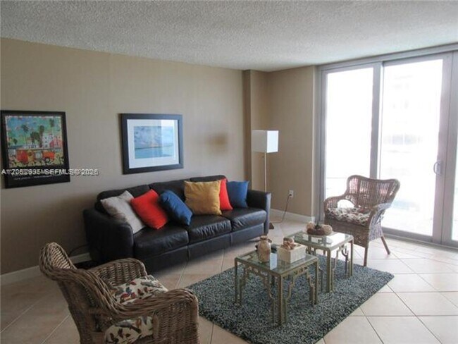 Building Photo - 5701 Collins Ave