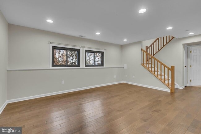 Building Photo - 8856 Youngsea Pl