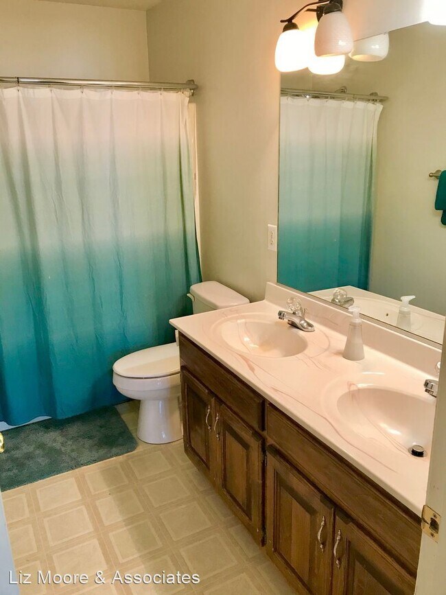 Building Photo - 3 br, 2.5 bath House - 602 Cavalier Drive