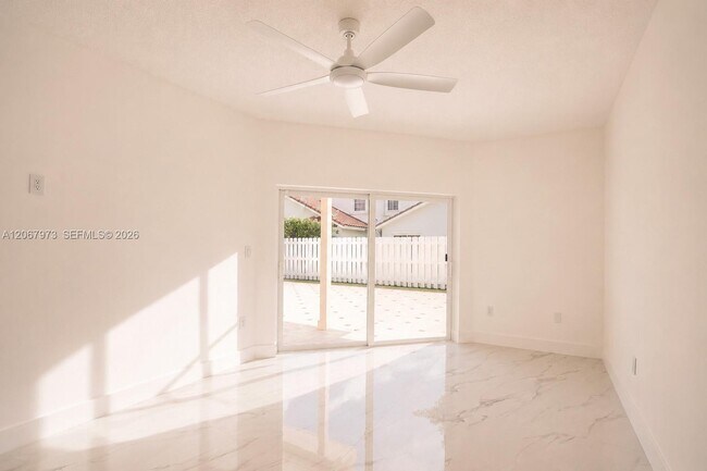 Building Photo - 15428 SW 50th Terrace