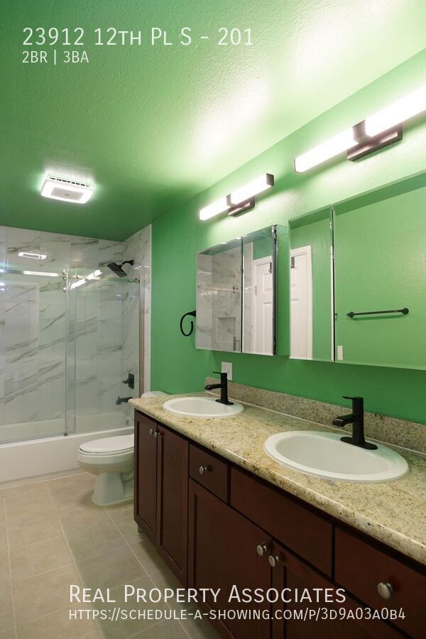 Building Photo - 23912 12th Pl S