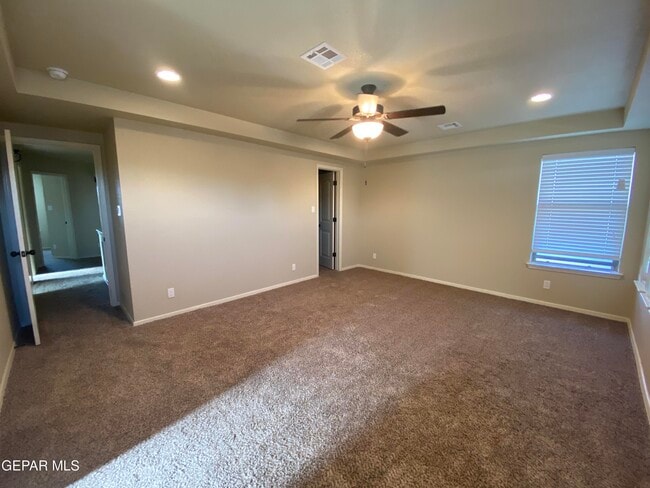 Building Photo - 408 La Puesta Dr