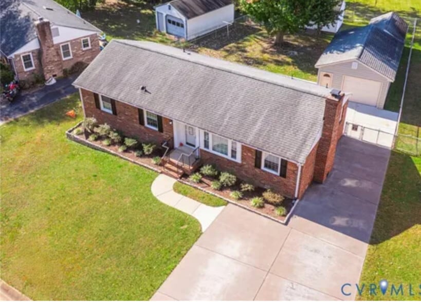 Building Photo - 2522 Dorel Ln