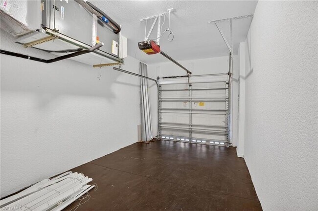 Building Photo - 7054 Ambrosia Ln