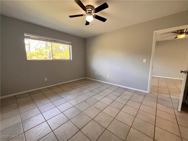 Building Photo - 1017 Pine Isle Ln