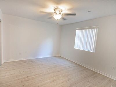 Building Photo - 5264 Satsuma Ave