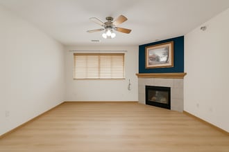 Building Photo - 5908 Sutton Pl