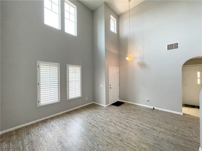 Building Photo - 605 Sonoran Heights Ave
