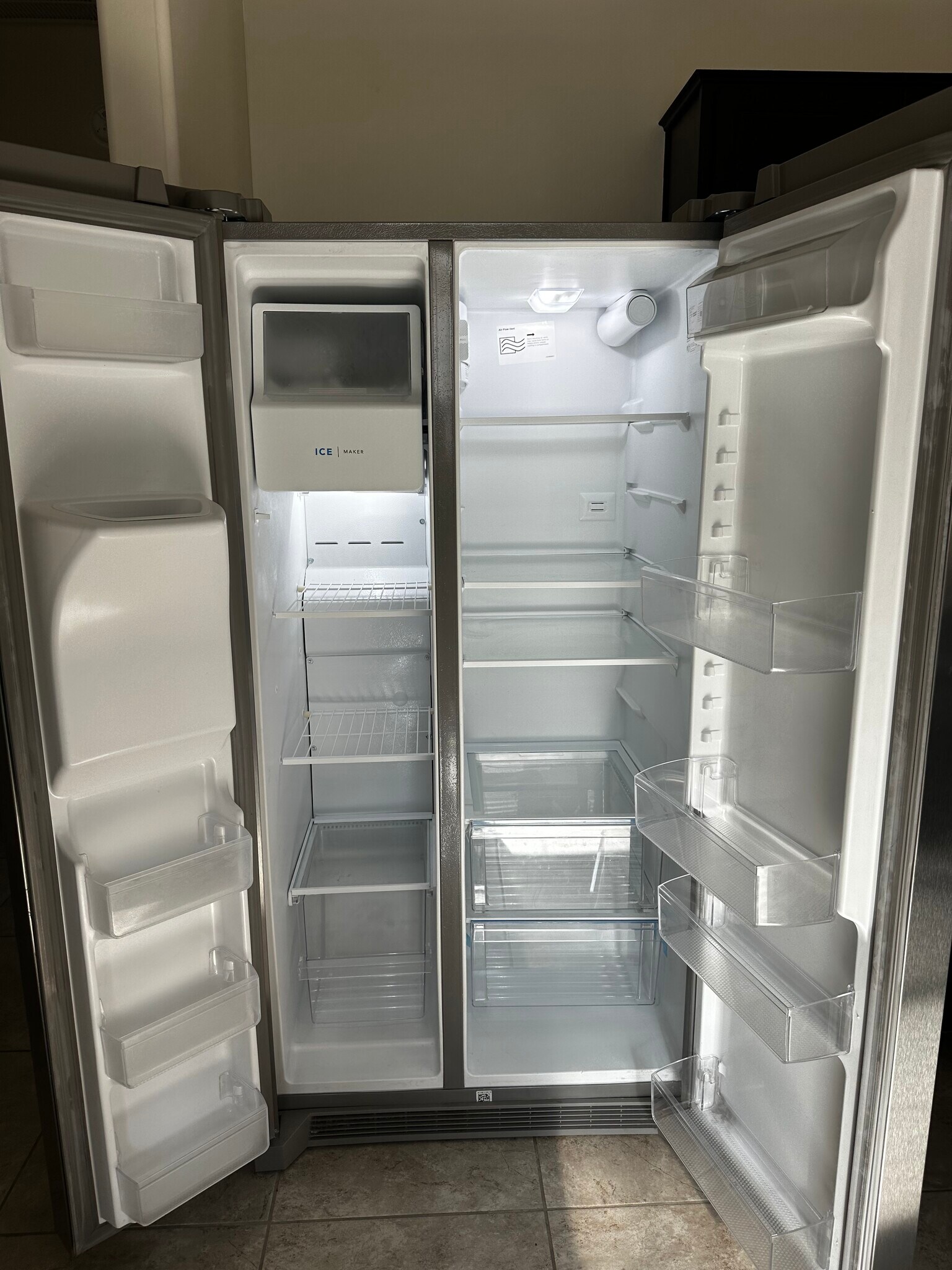 Building Photo - 35288 W San Alvarez Ave