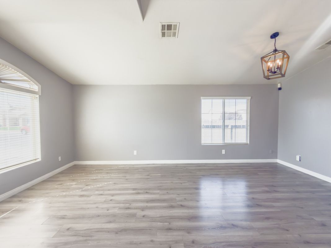 Building Photo - 8959 Wedgewood Ct