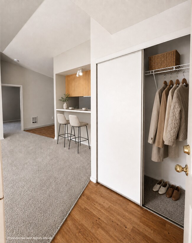Building Photo - FREE August Rent! Spacious 1-Bedroom with Vaulted Ceilings & In-Unit Laundry!