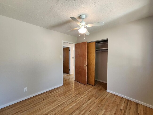 Building Photo - 1018 Camino Carlos Rey