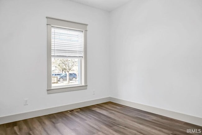 Building Photo - 717 N Grant St