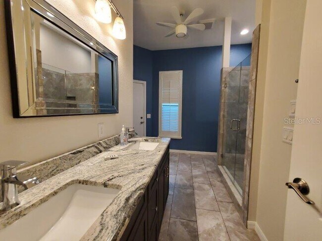 Building Photo - 2100 Aqui Esta Dr