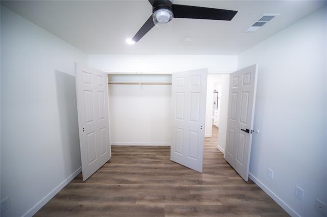 Building Photo - 3233 S University Dr
