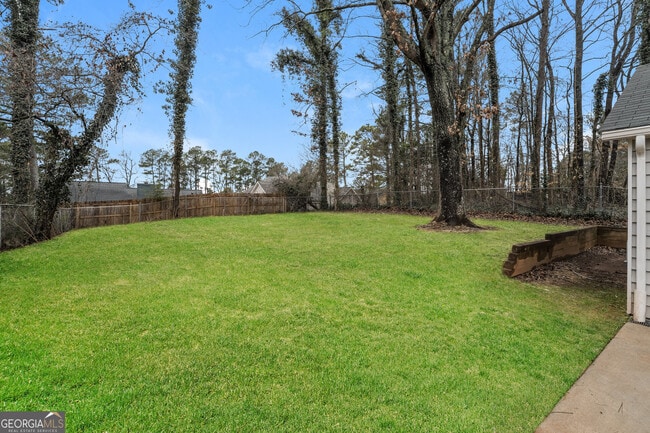 Building Photo - 5439 Farmview Close