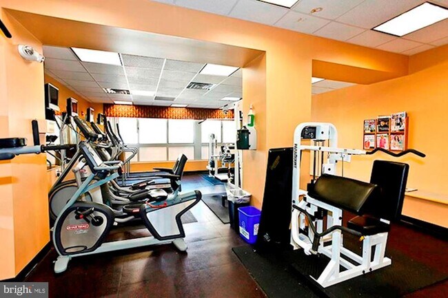 Building Photo - 1220 Blair Mill Rd