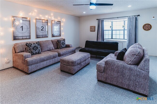 Building Photo - 2314 Skipcha Dr