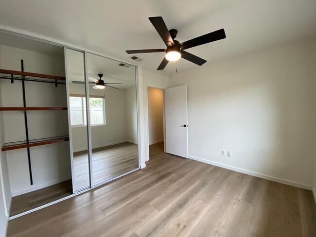 Building Photo - Spacious 4 Bedroom 2 Bath in Desirable Oceanside!