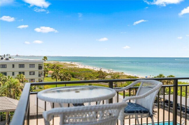 Building Photo - 7650 Bayshore Dr
