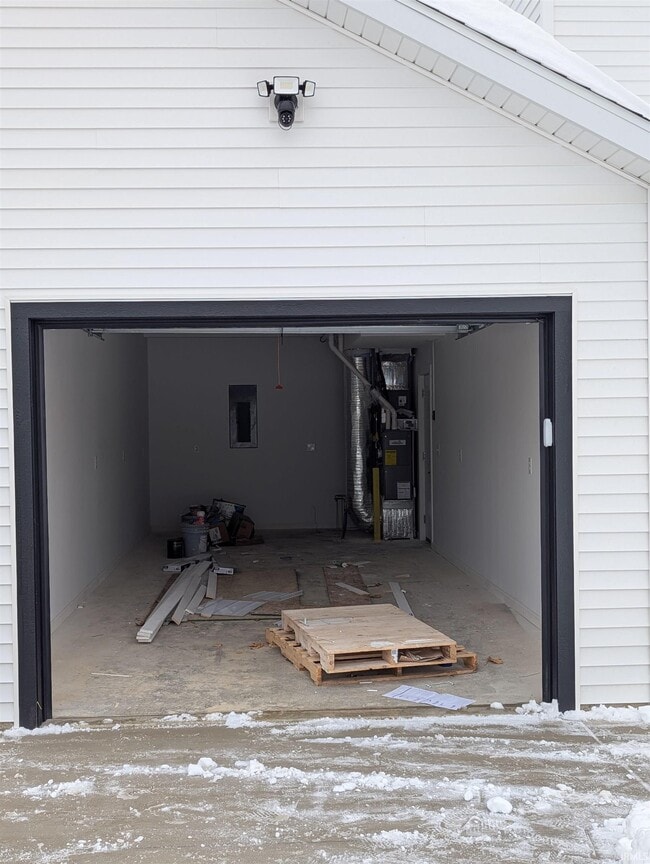 Building Photo - 3710 Wayne Trce