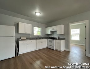 Building Photo - 2523 Observation Dr