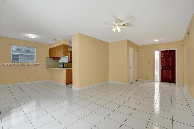 Primary Photo - 2444 Raleigh St