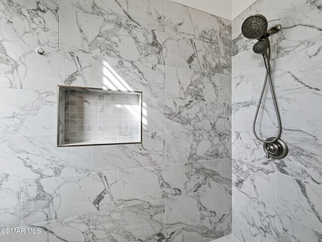 Building Photo - 1698 Ramona Dr