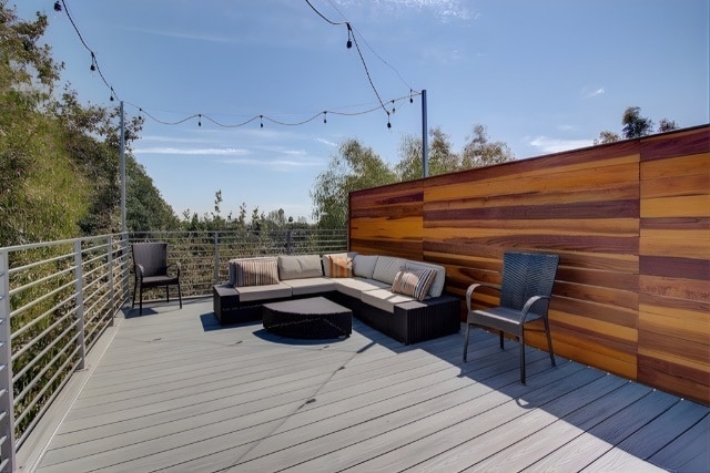 Building Photo - 7505 Hampton Ave