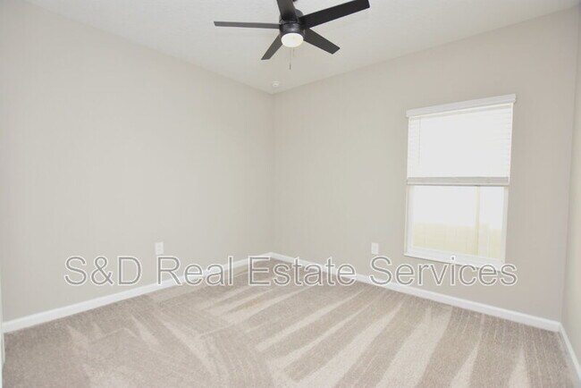 Building Photo - 427 Cool Summer Ln