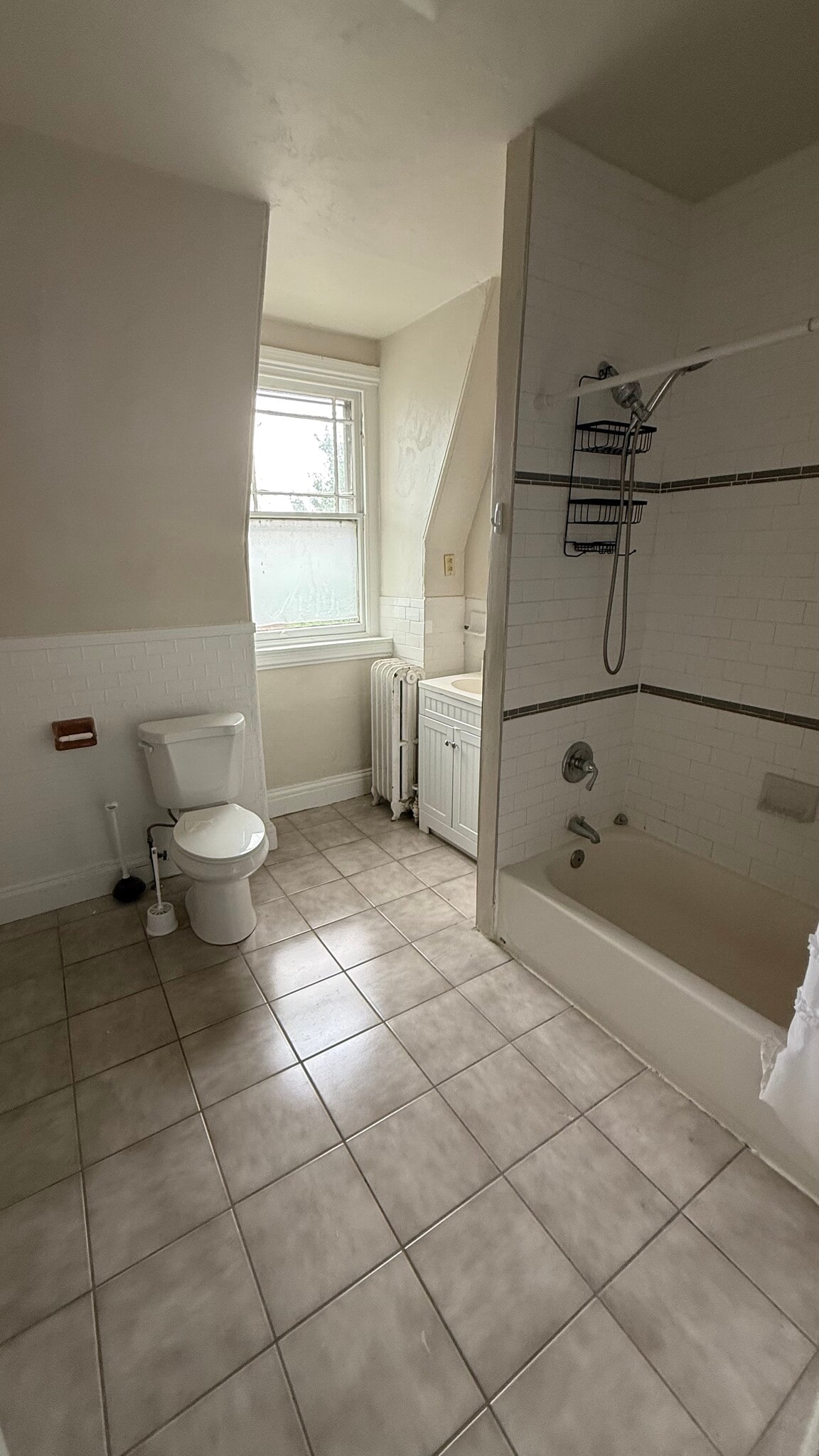 Building Photo - 318 S 42nd St