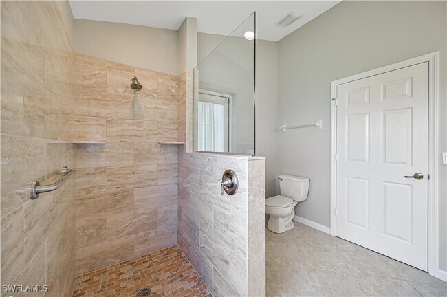 Building Photo - 3770 Springside Dr
