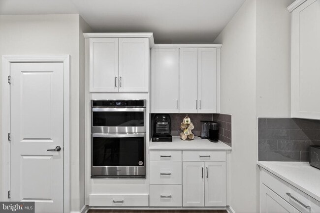 Building Photo - 21630 Hawksbill High Cir